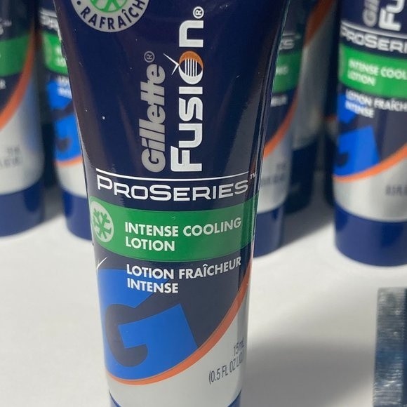 Travel Size Gillette Fusion ProSeries Thermal Face Scrub Intense Cooling Lotion - Picture 10 of 13
